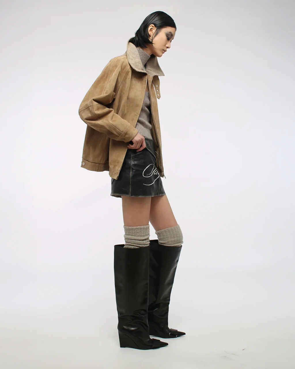 KNEE-HIGH BOOTS